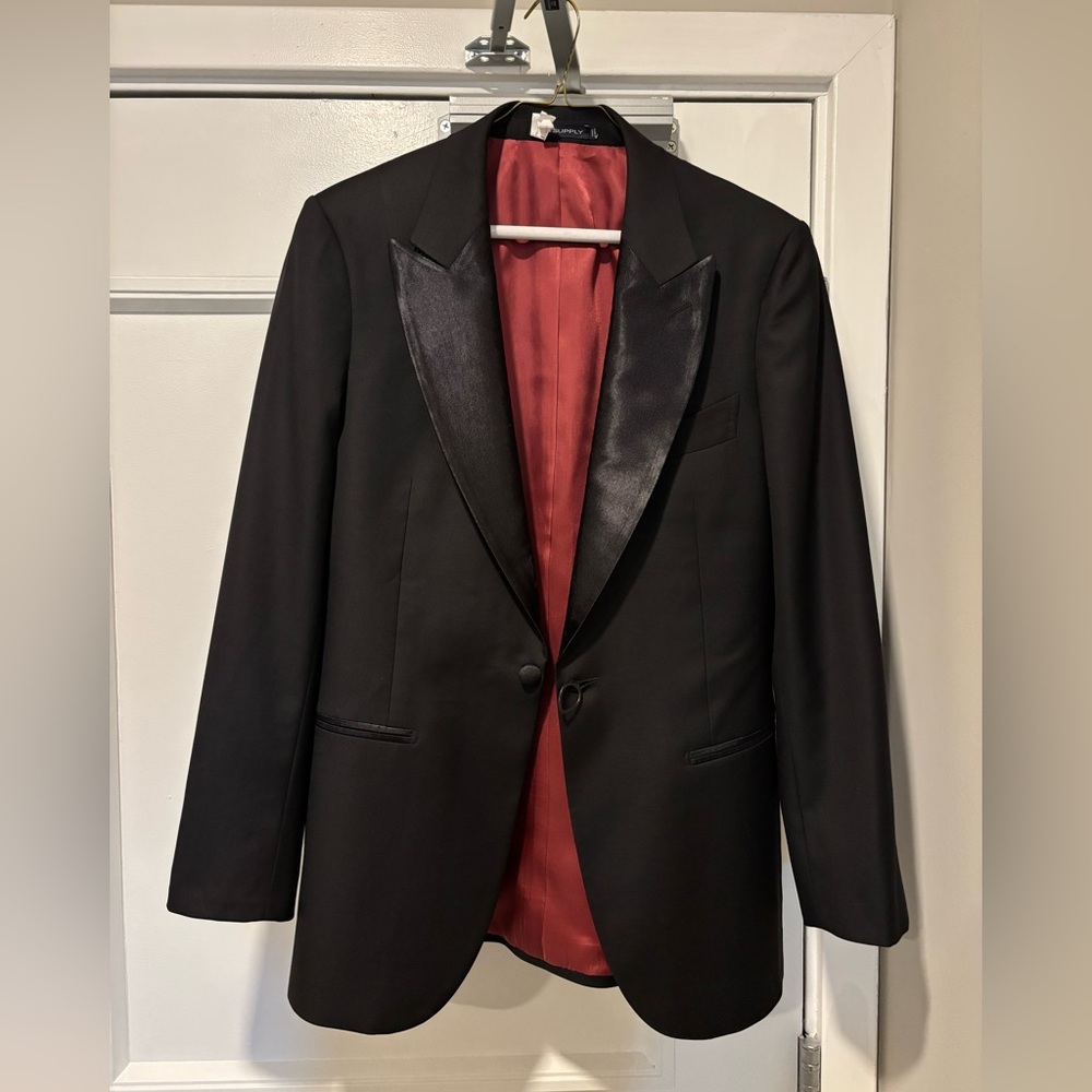 Suitsupply Tuxedo, 36R, Like New, Vitale Barberis Canonico Wool Jacket and Pants